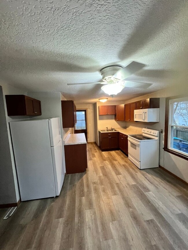 Building Photo - 427 Galloway Ct