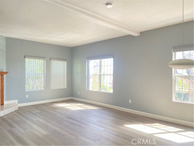 Building Photo - 15138 Ocaso Ave