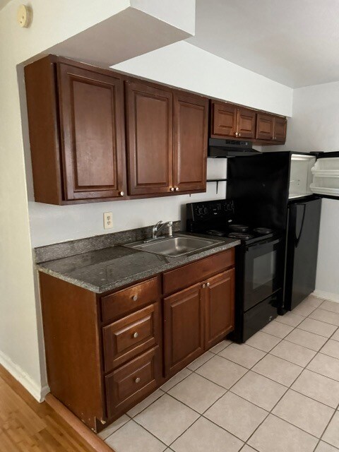 Foto del edificio - 9562 19th Bay St