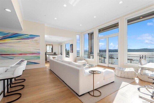 Foto del edificio - 45 Hudson View Way