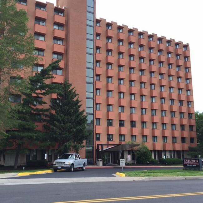 Bowen Tower Apartments Raytown, MO