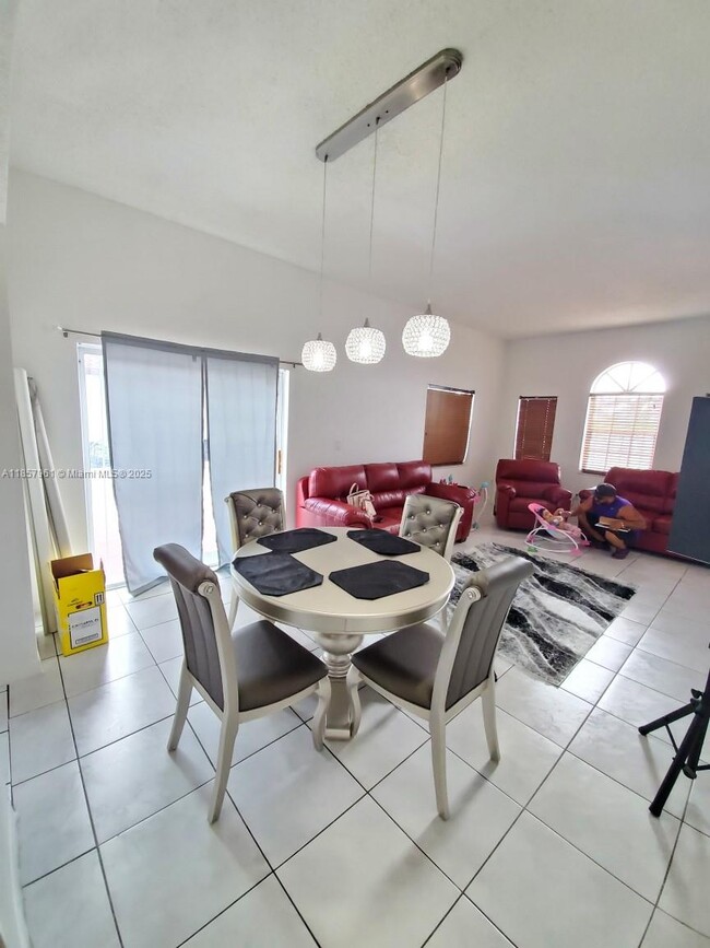 Foto del edificio - 18120 SW 137th Path