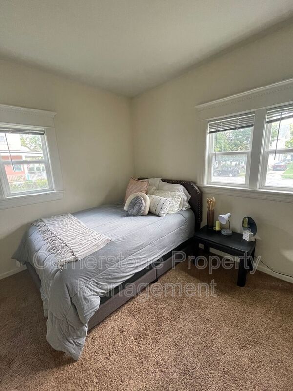 Foto del edificio - 1415 4th Ave S