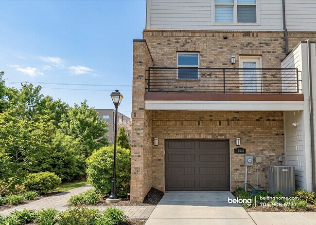 Foto del edificio - 12033 Brooklyn Ave