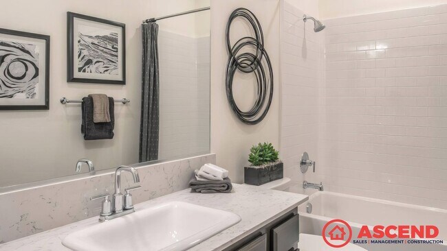Foto del edificio - Alluring Home In Gossamer Grove!