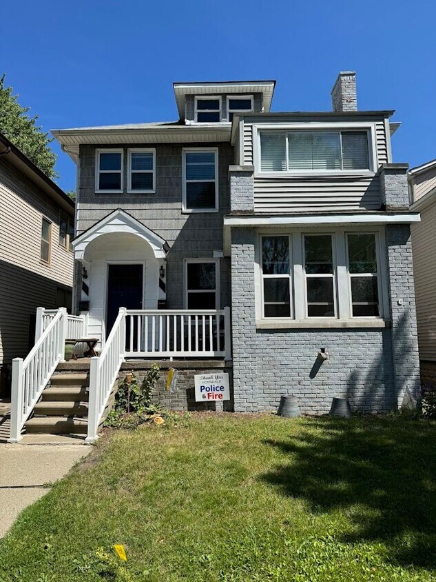 143 E Chesterfield St Unit D03502 E Chesterfield 143 2 Upper