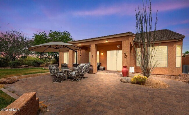 Building Photo - 4549 E Sleepy Ranch Rd