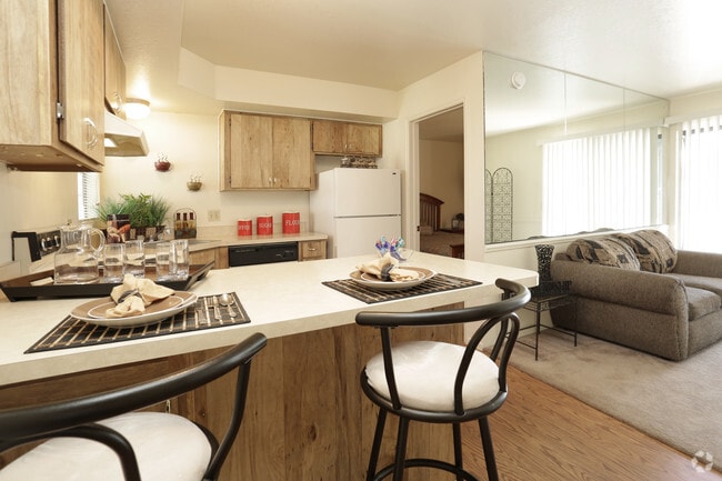 Interior Photo - Cambridge Village