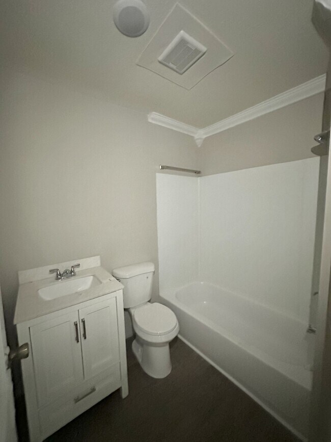 Building Photo - 2820 Avenue S