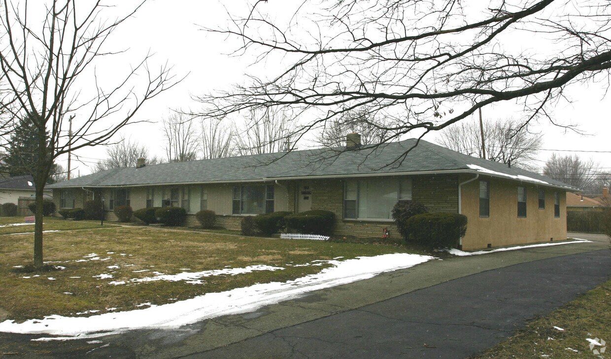 Building Photo - 1860-1866 Milden Rd