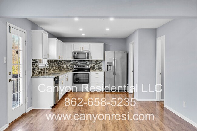 Foto del edificio - 4148 Salem Springs Ct