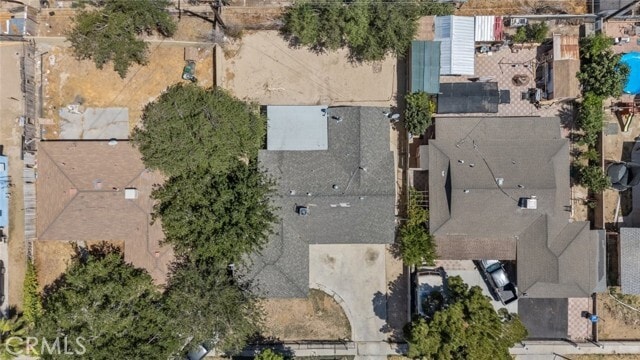 Building Photo - 329 E Ave R7