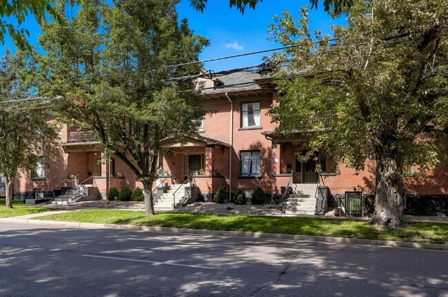 Foto del edificio - City Park - 1 Bedroom / 1 Bath - Washer & ...