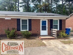 Building Photo - 1715 Snowden Dr SE