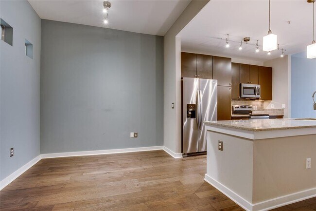 Foto del edificio - 2950 McKinney Ave