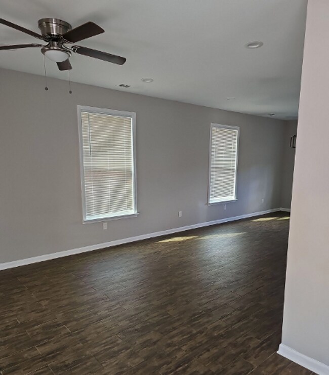 Foto del edificio - Nicely renovated 3 bedroom, 2.5 bath ranch in Zebulon!