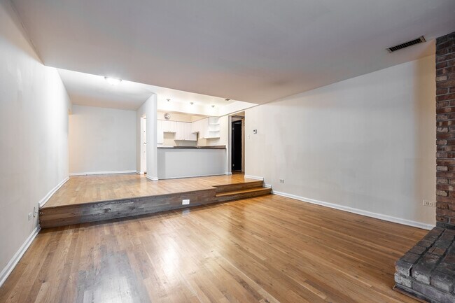 Foto del edificio - 1225 N La Salle Dr