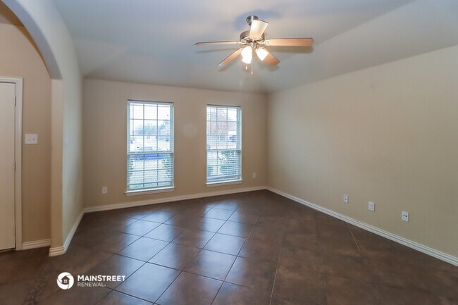 Foto del edificio - 2424 Galemeadow Dr