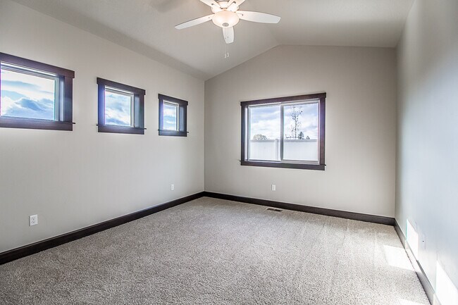 Foto del edificio - 8013 N Hibiscus Ln