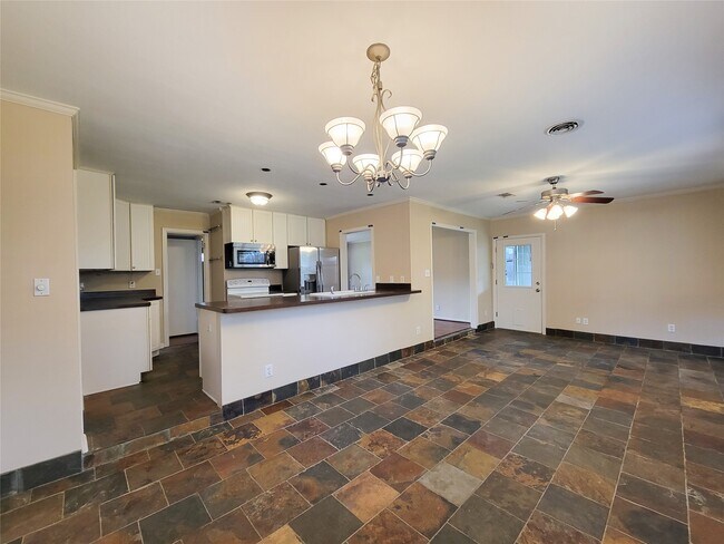 Foto del edificio - 1430 Cheshire Ln