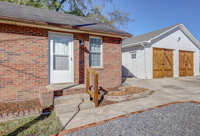 Photo - 5610 Obrien Ave House