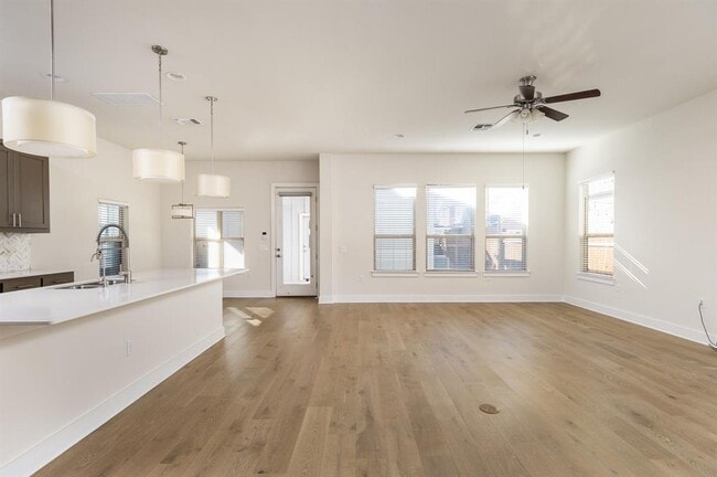 Foto del edificio - 2401 McBee St