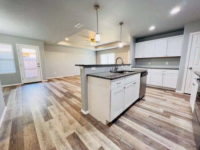 Foto del edificio - Great 3/2/2 Located in Frenship ISD
