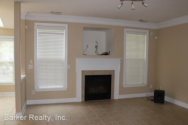 Building Photo - 3 br, 2.5 bath House - 9526 Vira Drive