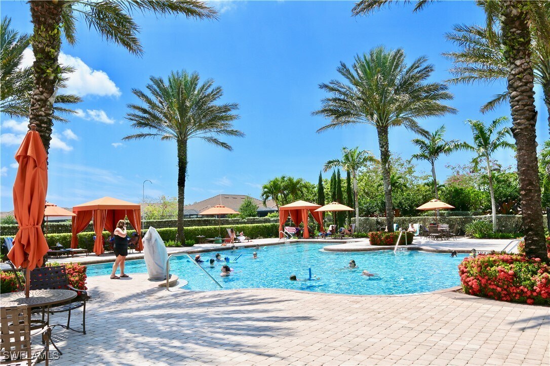 Foto del edificio - 8437 Rosa Ct