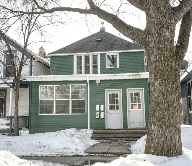 Building Photo - 417 N 4th St