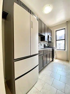 Foto del edificio - 1 bedroom in BRONX NY 10463