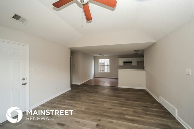 Foto del edificio - 5971 Wagon Hill Rd W