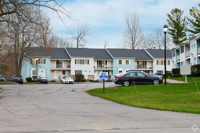 Building Photo - Southfield Apartments