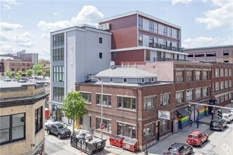 Building Photo - 71 Richmond St