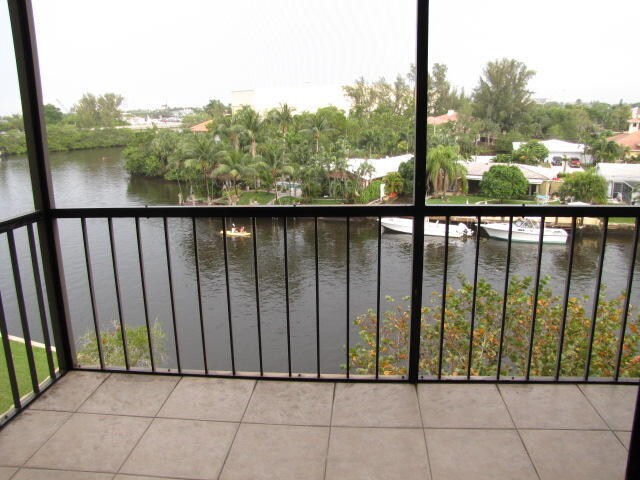Primary Photo - 13 Royal Palm Way