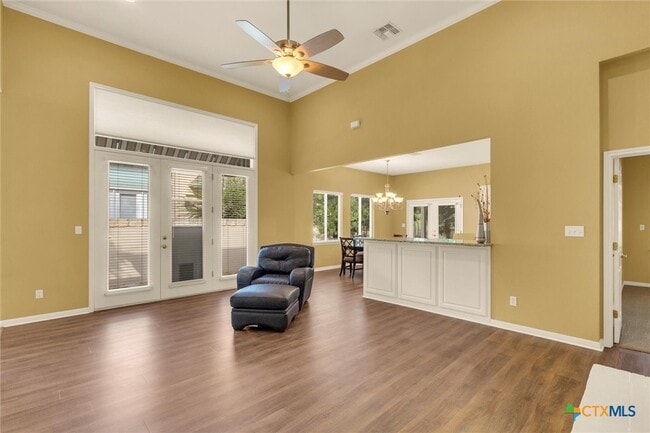 Foto del edificio - 2204 Garden Ct