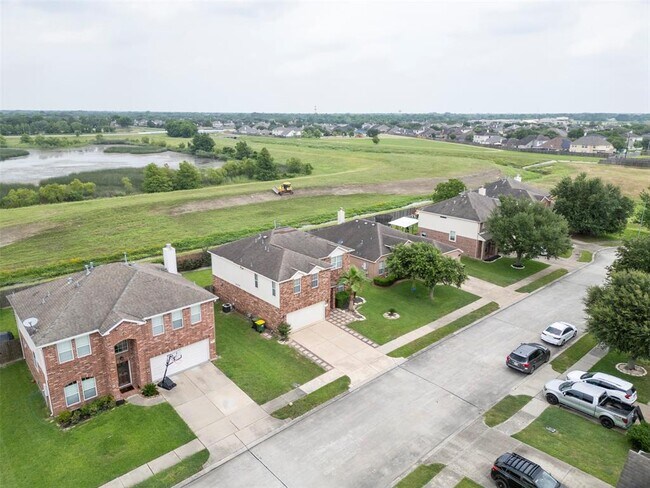 Foto del edificio - 6407 Hillock Ln