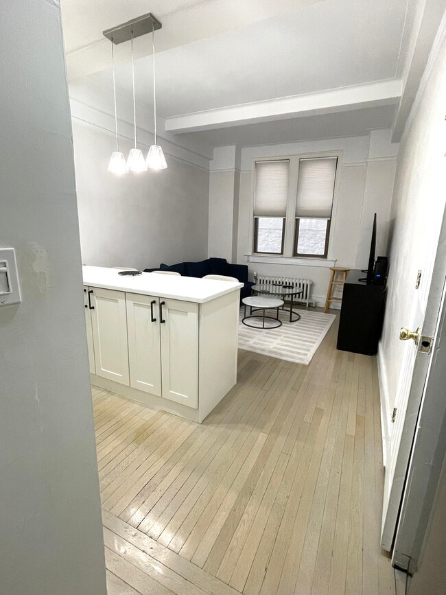 Foto del edificio - 50 W 106th St