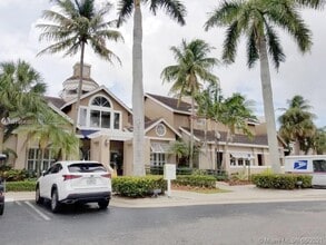 Building Photo - 15610 SW 105th Ln