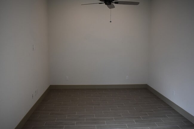 Building Photo - 2463 Valverde Dr