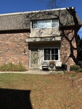 Building Photo - 529 Longshore Dr