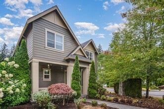 Building Photo - 10269 Eastridge Dr NE