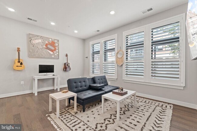 Foto del edificio - 3 Stationmaster St SE