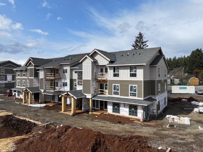 Building Photo - Cascade Creek
