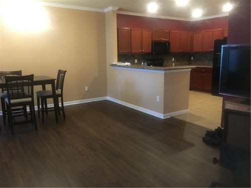 Foto del edificio - 4712 Sierra Ln