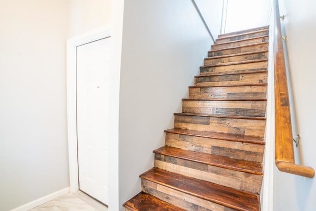 Foto del edificio - 6805 Bergenwood Ave