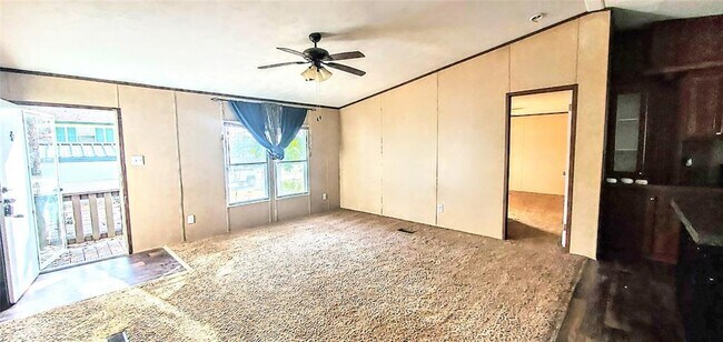 Foto del edificio - 16570 Eastchase St