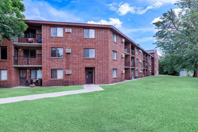 Saratoga Place Apartments Saratoga Springs, NY