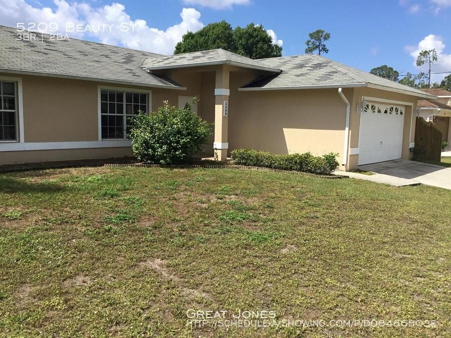 Great 3 2 2 Pool Home With Fenced In Yard House For Rent In Lehigh Acres Fl Apartments Com
