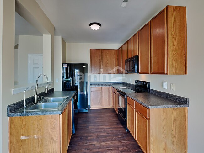 Building Photo - 1026 Skillbeck Rd